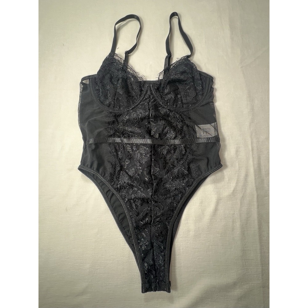 SMALL Womens Black Lace Sheer Bodysuit Lingerie. One Piece Bra & Panties Snaps‎